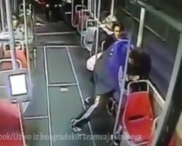 OVO JE JEZIVO! Devojčica iz TRAMVAJA dala iskaz a ono što je ISPRIČALA sve je OSTAVILO U ŠOKU! Evo šta joj je MANIJAK URADIO! OVO JE JEZIVO! Devojčica iz TRAMVAJA dala iskaz a ono što je ISPRIČALA sve je OSTAVILO U ŠOKU! Evo šta joj je MANIJAK URADIO!