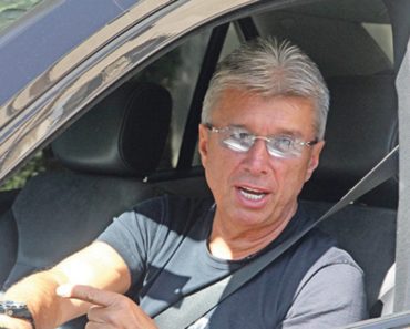 Okupirali ga carinici na hrvatskoj granici: Saša Popović zanemeo od šoka kada je čuo šta traže od njega u finalu Zvezda Granda!