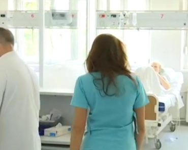 DRAMA U URGENTNOM! Žena je MISLILA da se UGOJILA! Kada su joj LEKARI otvorili STOMAK videli su nešto (FOTO) DRAMA U URGENTNOM! Žena je MISLILA da se UGOJILA! Kada su joj LEKARI otvorili STOMAK videli su nešto (FOTO)