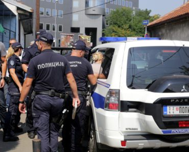 NAJNOVIJE INFORMACIJE Ovako su UKRADENI TESTOVI! Policija steže obruč: Istražitelji ulaze u škole i pregledaju DOKAZ koji će odati krivca!