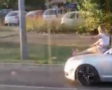 (VIDEO) ŠOK SNIMAK SA BEOGRADSKIH ULICA! Bruka  i sramota ŠTA ova devojka RADI na HAUBI automobila! (VIDEO) ŠOK SNIMAK SA BEOGRADSKIH ULICA! Bruka  i sramota ŠTA ova devojka RADI na HAUBI automobila!