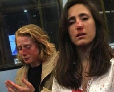 PETORICA KLINACA NASRNULI NA NJIH DVE Vraćale se noćnim autobusom, jedva izvukle živu glavu! Pokušali da ih prisile na intiman čin, a onda je nastala ova fotografija (VIDEO)