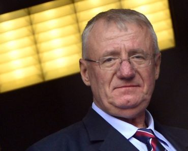 ŠEŠELJ NAPISAO PORUKU JAVNOSTI Izneo detalj koji rešava SLUČAJ UBISTVA od kojeg Srbija strepi! (FOTO)