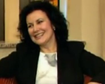 OPASNA MALINA! Snežana Savić se skinula potpuno gola, a o ovoj sceni i dalje bruji cela Srbija! OPASNA MALINA! Snežana Savić se skinula potpuno gola, a o ovoj sceni i dalje bruji cela Srbija!