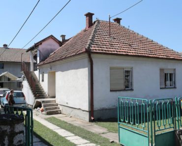 STRAVIČNE SLIKE ZLOČINA U ŠAPCU Ovde je mladić ubio rođenog brata, natovario njegovo telo na kolica, pa uradio BOLESNU STVAR! (FOTO)