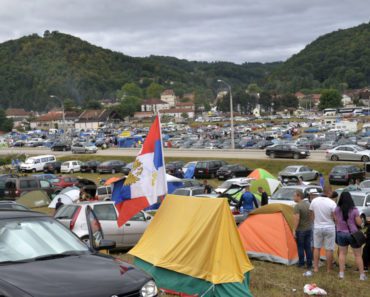 BUDVA SE DIGLA PROTIV SRBA! Krenuo PROGON! Ništa srpsko neće uopšte DA VIDE NITI ČUJU na svojoj teritoriji!