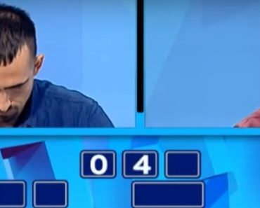 GLEDAOCI RTS-A NISU VEROVALI ŠTA VIDE NA PROGRAMU! Voditeljka nije znala šta da radi, takmičarima samo kratko rekla: Ovo nema smisla! GLEDAOCI RTS-A NISU VEROVALI ŠTA VIDE NA PROGRAMU! Voditeljka nije znala šta da radi, takmičarima samo kratko rekla: Ovo nema smisla!