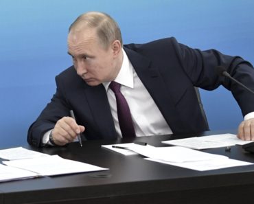 ŠOKIRAĆETE SE KADA PROČITATE Putin otkrio ko stoji iza “Velike Albanije” ŠOKIRAĆETE SE KADA PROČITATE Putin otkrio ko stoji iza “Velike Albanije”