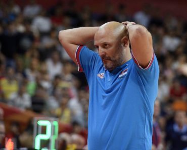NIKAD TUŽNIJE PRVENSTVO Đorđević pred Amere saopštio odluku – Ovo će dotući slomljena srca navijača! NIKAD TUŽNIJE PRVENSTVO Đorđević pred Amere saopštio odluku – Ovo će dotući slomljena srca navijača!