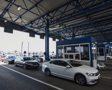 STUPAJU NA SNAGU NOVA PRAVILA ZA ULAZAK U EU Putnike iz Srbije na granicama čeka pravo maltretiranje! Ove stvari više nećemo smeti da prenesemo!