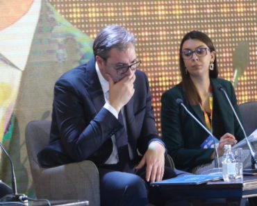 VUČIĆ RAZMIŠLJA O UVOĐENJU NAJTEŽIH MERA U SRBIJI! Situacija je veoma DRAMATIČNA