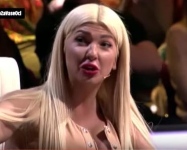 MUŠKARCIMA NIJE DOBRO ZBOG NJENE GUZE I POZE: Novi SEK*I SNIMAK Jelene Karleuše KRUŽI INTERNETOM! (FOTO+VIDEO) MUŠKARCIMA NIJE DOBRO ZBOG NJENE GUZE I POZE: Novi SEK*I SNIMAK Jelene Karleuše KRUŽI INTERNETOM! (FOTO+VIDEO)