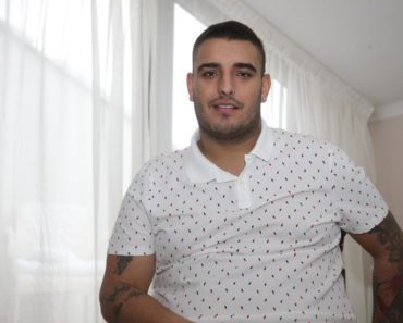 DARKO LAZIĆ JEDE PO ČETIRI ZALOGAJA! Sada ima 25 kg MANJE i nakon operacije IZGLEDA NEPREPOZNATLJIVO (FOTO)