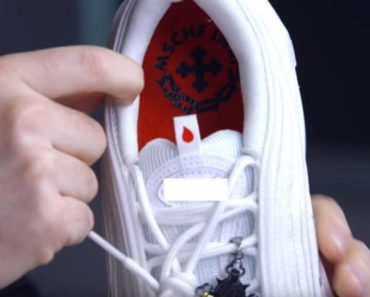 DONEO JE PATIKE NA REKLAMACIJU, PA SE ŠOKIRAO: Odbili su ga uz NEVEROVATNO OBJAŠNJENJE! DONEO JE PATIKE NA REKLAMACIJU, PA SE ŠOKIRAO: Odbili su ga uz NEVEROVATNO OBJAŠNJENJE!