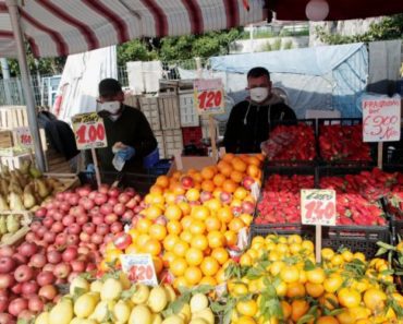 LEKARI SAVETUJU ŠTA JESTI DA BI SE SMANJIO RIZIK OD ZARAZE KORONAVIRUSOM! Izbegavajte OVE namirnice! LEKARI SAVETUJU ŠTA JESTI DA BI SE SMANJIO RIZIK OD ZARAZE KORONAVIRUSOM! Izbegavajte OVE namirnice!