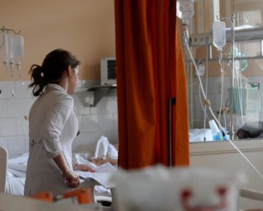 SVETSKI STRUČNJAK IZNEO UPOZORENJE: Ovo je samo početak, KORONA ĆE TEK UZETI MAHA