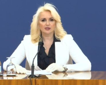 DRAMATIČNO UPOZORENJE DARIJE KISIĆ: Od ovoga moramo svi da bežimo k’o đavo od krsta! DRAMATIČNO UPOZORENJE DARIJE KISIĆ: Od ovoga moramo svi da bežimo k’o đavo od krsta!