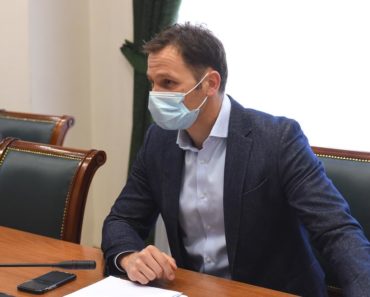 MALI JE OBJAVIO SJAJNU VEST! Od 7. maja VAM LEŽU PARE!