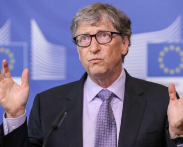 BIL GEJTS KONAČNO OTKRIO SVE O VAKCINI PROTIV KORONE: Svet je na nogama posle intervjua koji je dao