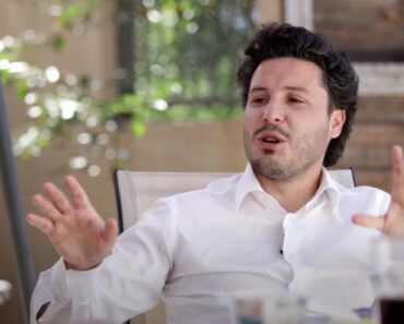 SAD SE ZNA KO STOJI IZA DRITANA ABAZOVIĆA! Čuveni POLITIČAR otkrio ko je LANSIRAO ALBANSKOG ČETNIKA u vrh VLASTI! SAD SE ZNA KO STOJI IZA DRITANA ABAZOVIĆA! Čuveni POLITIČAR otkrio ko je LANSIRAO ALBANSKOG ČETNIKA u vrh VLASTI!