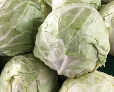 RUSKI RECEPT KOJI SPAŠAVA PLUĆA: Sve sastojke imate u kući, a KUPUS JE KLJUČ SVEGA! RUSKI RECEPT KOJI SPAŠAVA PLUĆA: Sve sastojke imate u kući, a KUPUS JE KLJUČ SVEGA!
