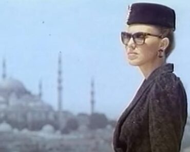 NAJVEĆA JUGOSLOVENSKA ZVEZDA SADA IMA MILIONE, A NEKADA JE ŽIVELA U BEDI! Živela na jogurtu i hlebu, otkrila sve! NAJVEĆA JUGOSLOVENSKA ZVEZDA SADA IMA MILIONE, A NEKADA JE ŽIVELA U BEDI! Živela na jogurtu i hlebu, otkrila sve!