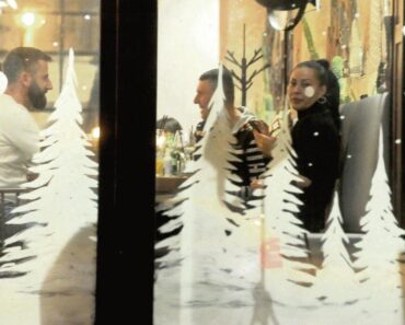 CECA DOVELA ANASTASIJU KOD DEČKA U RESTORAN! Ono što je usledilo ZBUNILO ČITAVU JAVNOST, šta se dešava? CECA DOVELA ANASTASIJU KOD DEČKA U RESTORAN! Ono što je usledilo ZBUNILO ČITAVU JAVNOST, šta se dešava?