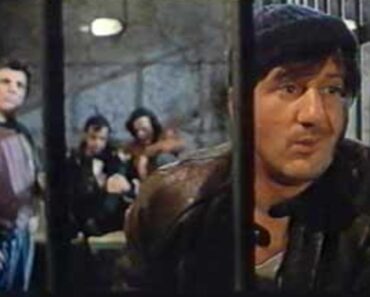 GLUMIO JE U SKORO SVIM DOMAĆIM FILMOVIMA, znamo ga kao Sarmu! Ćerka mu je folkerka i peva samo TEŠKE NARODNJAKE!