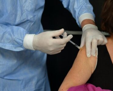 SINOFARM, SPUTNJIK ILI FAJZER? Još uvek ste u dilemi? Sada se zna koja NAJBRŽE, A KOJA NAJVIŠE ŠTITI SINOFARM, SPUTNJIK ILI FAJZER? Još uvek ste u dilemi? Sada se zna koja NAJBRŽE, A KOJA NAJVIŠE ŠTITI