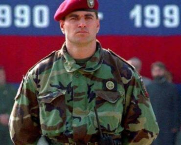 HOĆU DA JE POMAZIM, ZAGRLIM, A ONA HOĆE DA ME OGREBE: Legija je ovako pričao o MILICI, strašno ju je voleo HOĆU DA JE POMAZIM, ZAGRLIM, A ONA HOĆE DA ME OGREBE: Legija je ovako pričao o MILICI, strašno ju je voleo