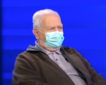 PRELEŽALI STE KORONU, A IMATE VISOK NIVO ANTITELA? Dr Petrović rešava da li bi trebalo da primite vakcinu PRELEŽALI STE KORONU, A IMATE VISOK NIVO ANTITELA? Dr Petrović rešava da li bi trebalo da primite vakcinu