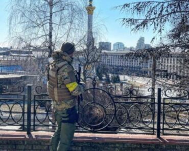 TENISKI VELIKAN SE PRIKLJUČIO RATU U UKRAJINI: Medvedev u Kijevu! TENISKI VELIKAN SE PRIKLJUČIO RATU U UKRAJINI: Medvedev u Kijevu!