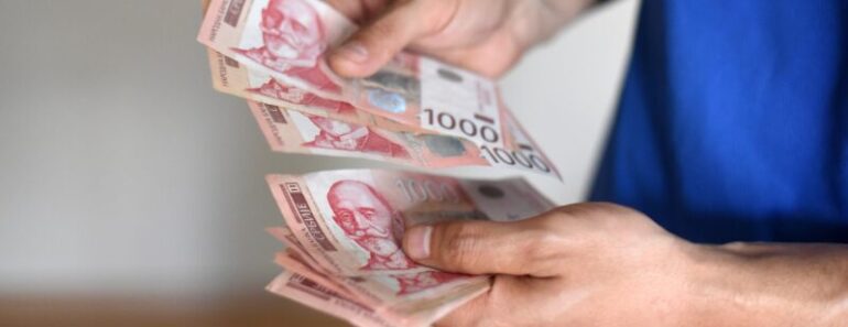STIŽE NOVA POMOĆ U VREDNOSTI OD 10.000 DINARA Evo ko dobija novac sada, a kome tek sleduje