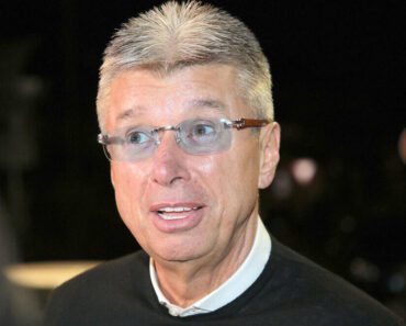 Š0K! CELA SRBIJA JE ZNA I ĆUTALO SE DA JE SESTRA SAŠE POPOVIĆA: Funkcija na kojoj je u državi je VRLO BITNA!