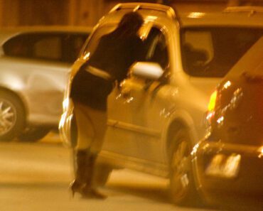 POZNATA VODITELJKA POSTALA PR0STITUTKA, Š0KANTNO! Potvrđeno da je TO ONA