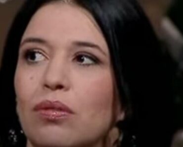 STARIJA ĆERKA NELE MIHAILOVIĆ JE NESTVARNO LEPA! Na društvenim mrežama je ZVEZDA, malo ko to zna (VIDEO) STARIJA ĆERKA NELE MIHAILOVIĆ JE NESTVARNO LEPA! Na društvenim mrežama je ZVEZDA, malo ko to zna (VIDEO)