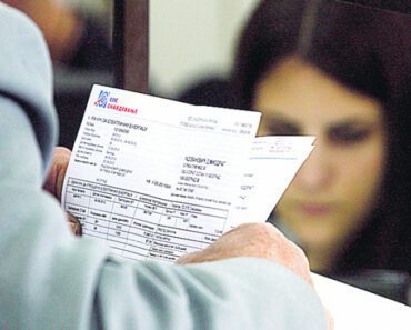 Srbin dobio račun za struju 3 i po somića! Bio sav presrećan što mu je trik upalio, radi samo jednu stvar drugačije Srbin dobio račun za struju 3 i po somića! Bio sav presrećan što mu je trik upalio, radi samo jednu stvar drugačije