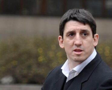 KONAČNO VIDIMO OCA KRISTIJANA GOLUBOVIĆA: Odveden na DOŽIVOTNU ROBIJU, a tek da vidite kako je IZGLEDAO! (FOTO) KONAČNO VIDIMO OCA KRISTIJANA GOLUBOVIĆA: Odveden na DOŽIVOTNU ROBIJU, a tek da vidite kako je IZGLEDAO! (FOTO)