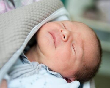 OVO JE NAJTUŽNIJE MUŠKO IME U SRBIJI, A SVI GA DAJU DECI! Kada vidite šta znači KAJAĆETE SE gorko!