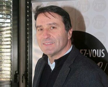 TATA JE PONOSAN NA SVOJU MEZIMICU Ovo je ćerka poznatog voditelja: Maša Memedović brutalno izgleda! (FOTO) TATA JE PONOSAN NA SVOJU MEZIMICU Ovo je ćerka poznatog voditelja: Maša Memedović brutalno izgleda! (FOTO)