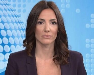 SKINULA SE VATRENA SRPSKA VODITELJKA: Haljinica otkrila celu ZADNJICU, pokazala telo od MILION DOLARA SKINULA SE VATRENA SRPSKA VODITELJKA: Haljinica otkrila celu ZADNJICU, pokazala telo od MILION DOLARA