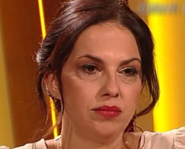 SRBI SE ŠOKIRAJU KADA ČUJU KOLIKO GODINA IMA NATAŠA NINKOVIĆ: Ovo deluje skoro NEREALNO! SRBI SE ŠOKIRAJU KADA ČUJU KOLIKO GODINA IMA NATAŠA NINKOVIĆ: Ovo deluje skoro NEREALNO!