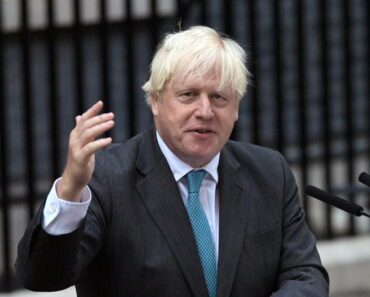 DŽONSON DONEO NEOČEKIVANI POTEZ: Ovo je njegova KONAČNA ODLUKA?! DŽONSON DONEO NEOČEKIVANI POTEZ: Ovo je njegova KONAČNA ODLUKA?!