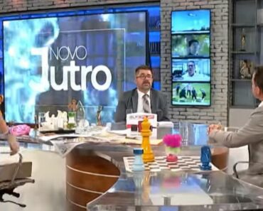 SKANDALOZNE SCENE NA PINKU: Pao u nesvest pa se PREVRNUO USRED STUDIJA, ovo je bilo nešto NAJPOTRESNIJE IKADA SKANDALOZNE SCENE NA PINKU: Pao u nesvest pa se PREVRNUO USRED STUDIJA, ovo je bilo nešto NAJPOTRESNIJE IKADA