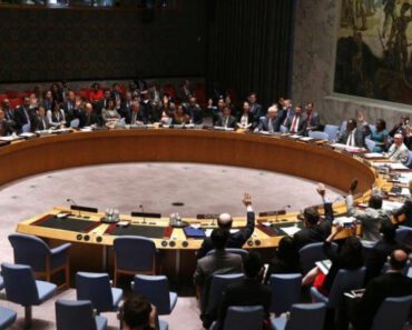 AMERIKA TRAŽI HITAN SASTANAK SAVETA BEZBEDNOSTI “Moramo da im oduzmemo nuklearne bombe!” AMERIKA TRAŽI HITAN SASTANAK SAVETA BEZBEDNOSTI “Moramo da im oduzmemo nuklearne bombe!”