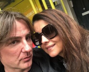 MILICA MITROVIĆ ZABRINULA NACIJU OBJAVOM: Oglasila se iz BOLNICE i drži je za RUKU MILICA MITROVIĆ ZABRINULA NACIJU OBJAVOM: Oglasila se iz BOLNICE i drži je za RUKU