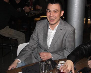 MALO KO ZNA DA JE ŽELJKO VASIĆ OŽENIO VELIKU MOĆNICU: Na OZBILJNOJ je POZICIJI, a sada je konačno i VIDIMO