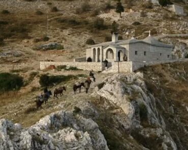 STRAVIČNO PROROČANSTVO SA SVETE GORE SE OBISTINJUJE? Monasi predvideli SVE U DETALJE? JEZIVO! STRAVIČNO PROROČANSTVO SA SVETE GORE SE OBISTINJUJE? Monasi predvideli SVE U DETALJE? JEZIVO!