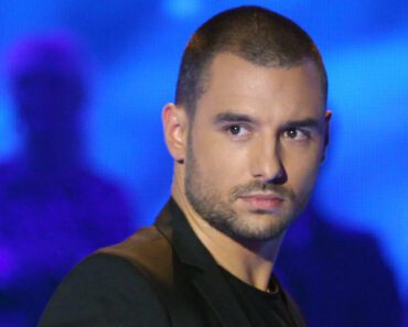 NEMANJA STEVANOVIĆ PROMENIO LIČNI OPIS: Sada ima ogromnu kosu i dugu bradu NEMANJA STEVANOVIĆ PROMENIO LIČNI OPIS: Sada ima ogromnu kosu i dugu bradu