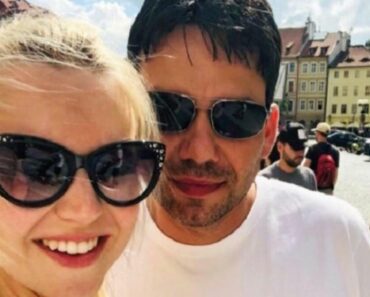 ŽENA MU UVEK U 9 IZLAZILA SREĐENA DA ŠETA PSA: Jednom ju je pratio i ZABEZEKNUO se šta je video! ŽENA MU UVEK U 9 IZLAZILA SREĐENA DA ŠETA PSA: Jednom ju je pratio i ZABEZEKNUO se šta je video!